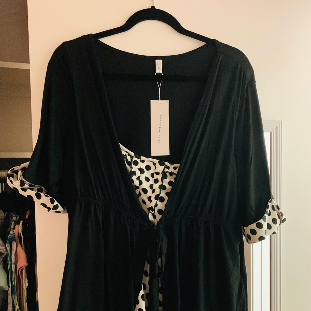 Black and white Polka dot top